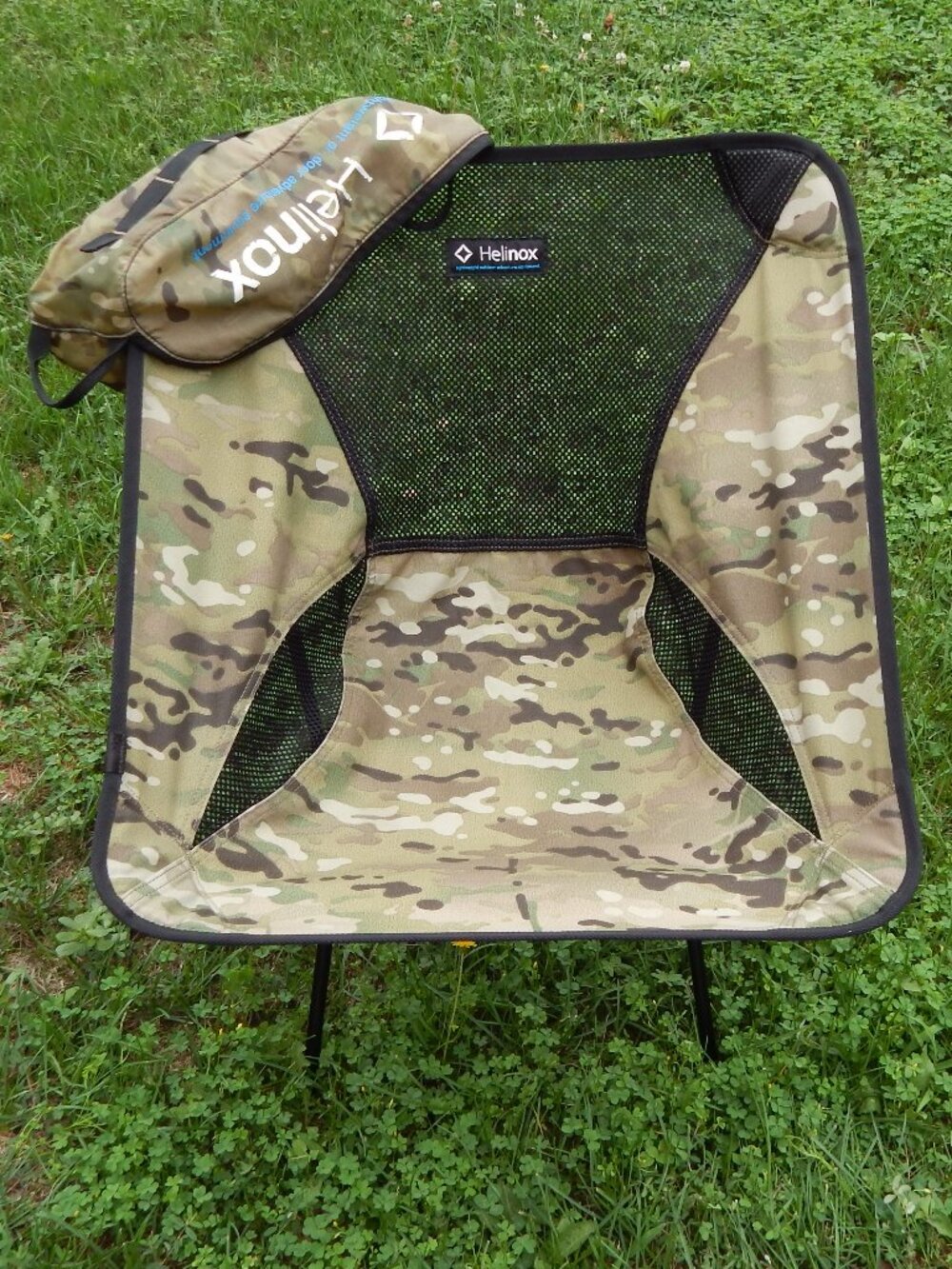 Helinox Tactical Chair Portable Lightweight Ultra Light Chair Camo Zero *****
